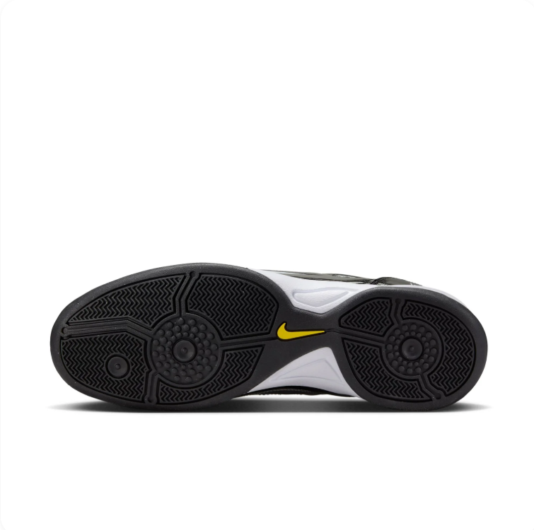 Nike Total 90 III – Black Patent/Silver