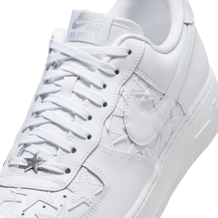 Nike Air Force 1 Low – Triple White Star Appliqué