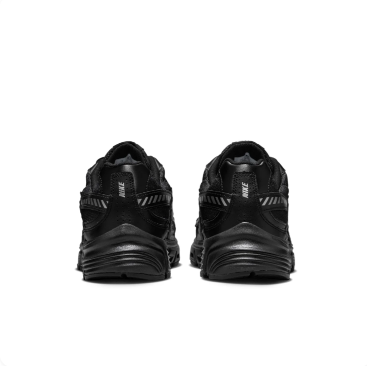 Nike Initiator – Black/Metallic Silver