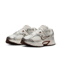 Nike Zoom Vomero 5 – Cream/Silver/Brown