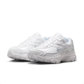 Nike Initiator – White/Silver