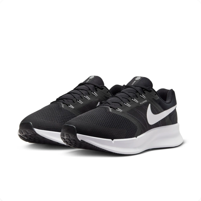 Nike Run Swift 3 – Black/White/Volt
