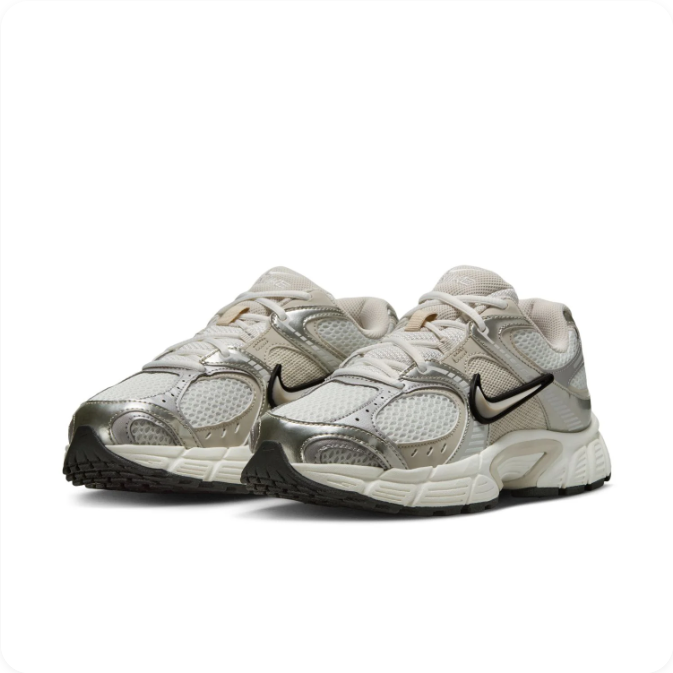 Nike Initiator – White/Metallic Silver/Sail