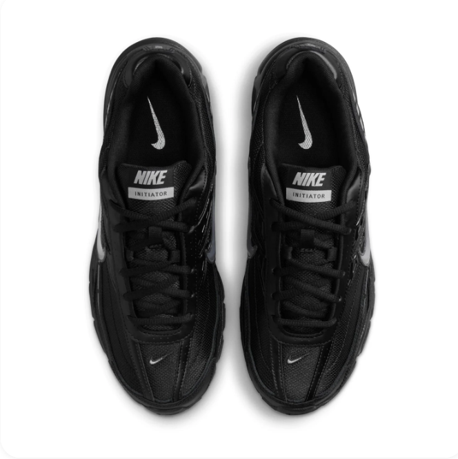 Nike Initiator – Black/Metallic Silver