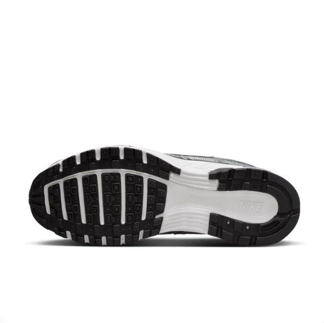 Nike P-6000 – Metallic Silver/Chrome/Black